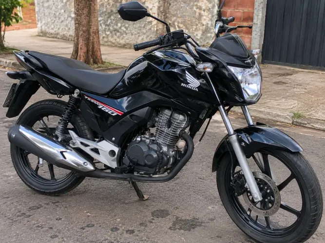 Vendendo moto cg 160 semi nova 