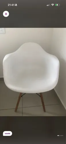 Poltrona Cadeira Charles Eames Wood Dkr Eiftel com Braço - Design Branco Branco