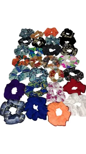 Kit 25 Xuxinhas scrunchies frufru elástico cores variadas produto novo embalado