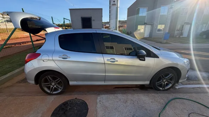 Peugeot 308 Feline/griffe 1.6 Turbo 16V 5P Aut. 2014