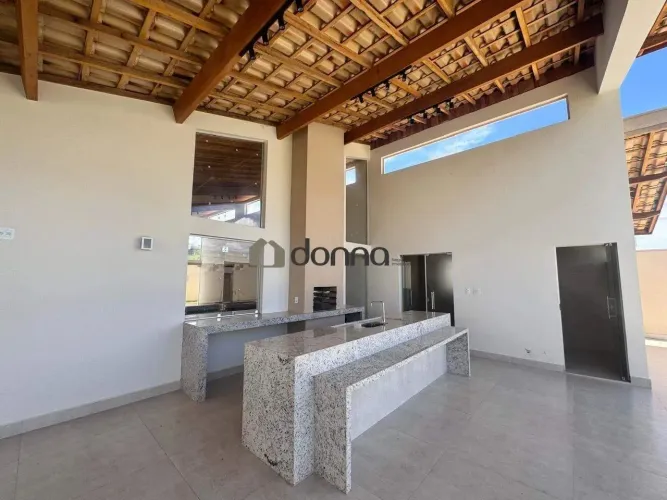 Rancho Residencial à venda em Rifaina (SP) Terreno 500 m², 188,81 m² de área construída