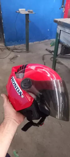 Capacete