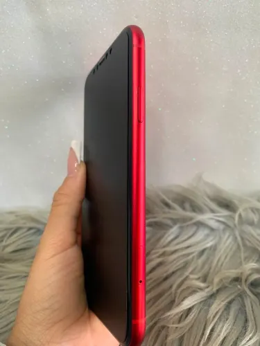 IPHONE 11 VERMELHO 64GB