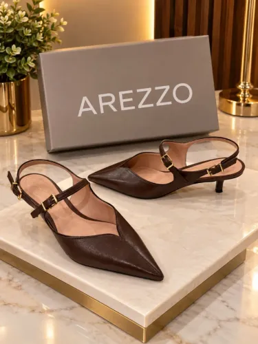 Sapatos e Sandálias Seminovos - Lindos e em Ótimo Estado
