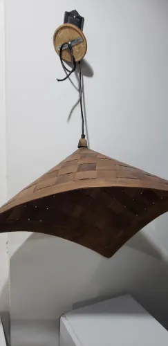 Luminária de teto rústica