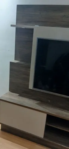 Vende-se Rack para TV até 50 polegadas em bom estado.