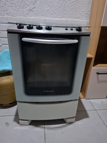 Vendo fogão Electrolux