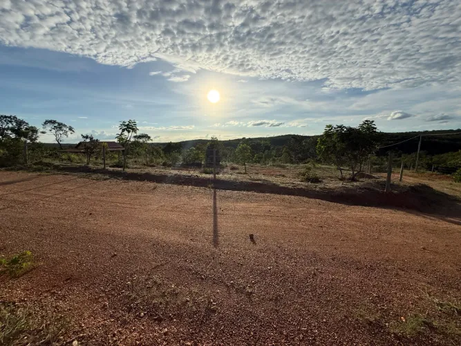 Lote / Chácara à Venda- Santana de Pirapama (Região Gerais) 1.000 m