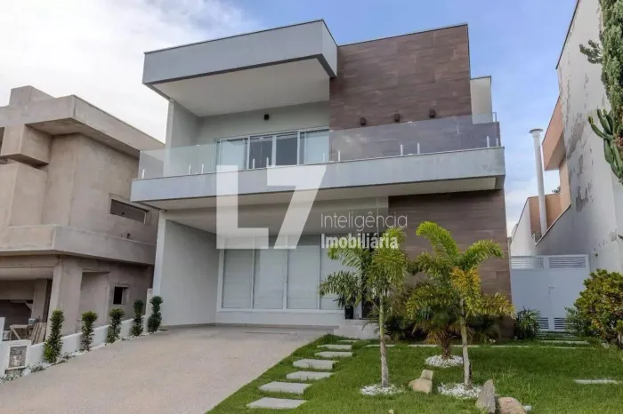 Sobrado de Alto Padrão Semi Mobiliado com 3 Suítes e Piscina no Swiss Park Campinas