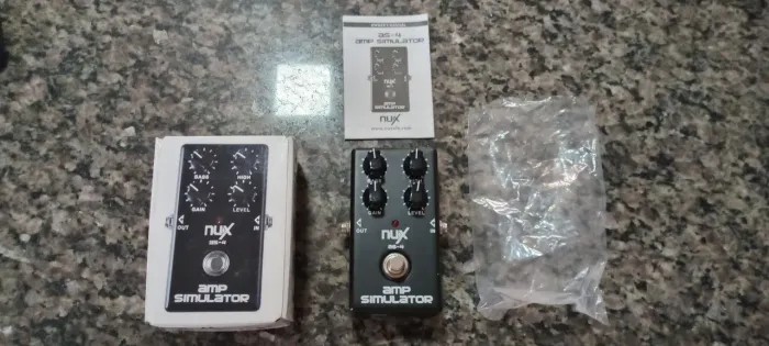 Pedal para guitarra NUX AS-4 Amp Simulator