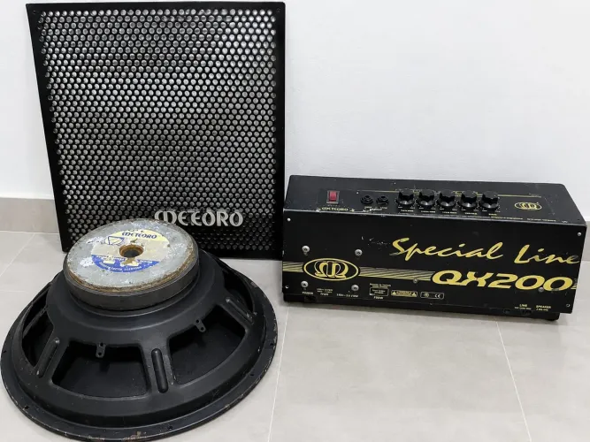 Amplificador Meteoro QX200 + alto-falante de 18?