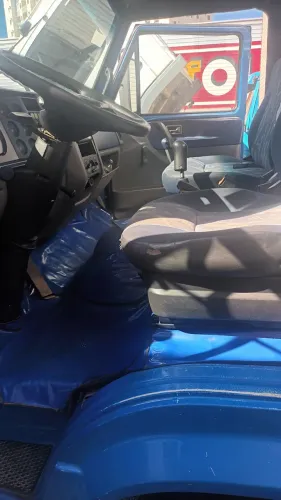 Vendo caminhão 8.120