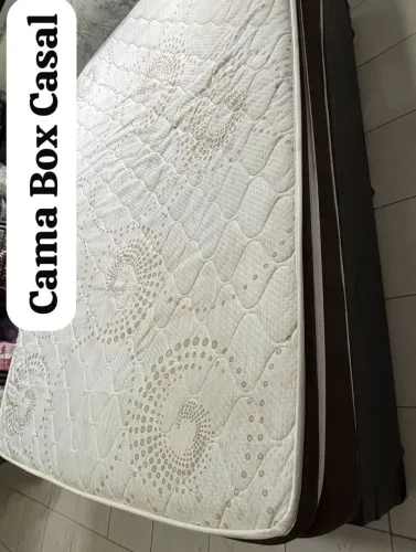 Cama de casal + box baú dependendo entrego