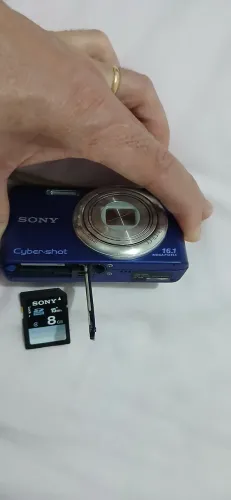 Câmera digital sony cyber shot Dsc730 Azul. 16.1 megapixes. Card 8Gb. Com carregador.