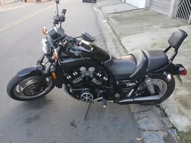 V-MAX 1200 ANO 1995 COM V-BOOST CONSERVADA