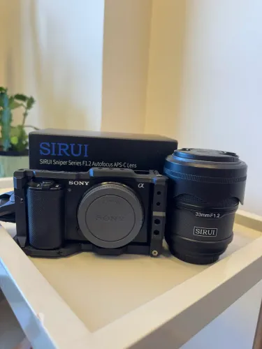 CÂMERA SONY ZVE10 COMPLETA