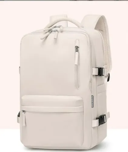 Mochila grande para viajar, trabalhar, estudar....