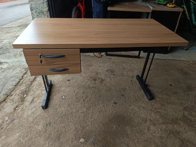 Mesa escritório reta 120x60 Entregamos com frete