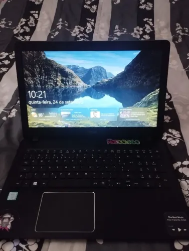 Notebook ACER Aspire F5-573 Tela 15' Core i5 8GB Ram HDD 932GB