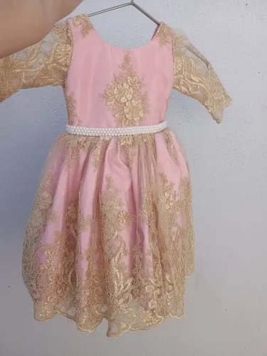 Vestido de Festa Infantil Rosa com Renda Realeza Metalizada