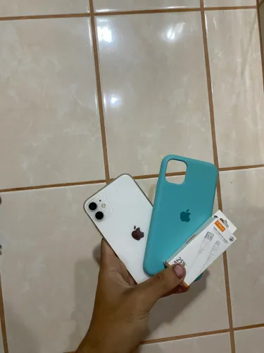 IPHONE 11 128GB- BEM CONSERVADO