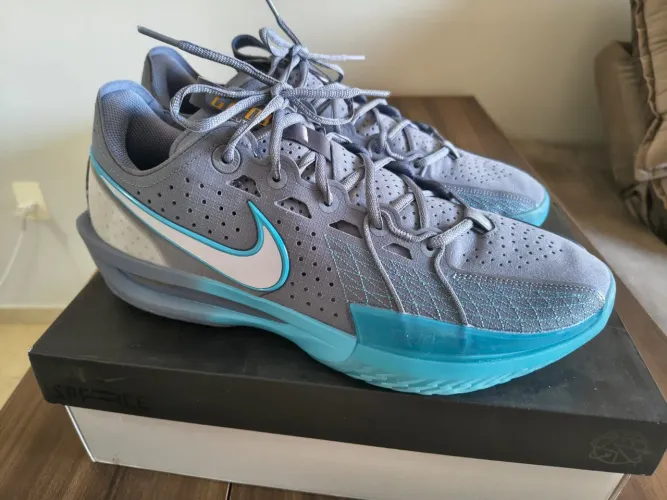 Tênis Basquete Nike Zoom Gt Cut 3 Ashen Grey - 46
