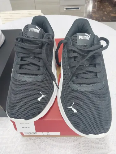 Imperdível- Vendo 2 pares de tênis novos - Puma / Adidas