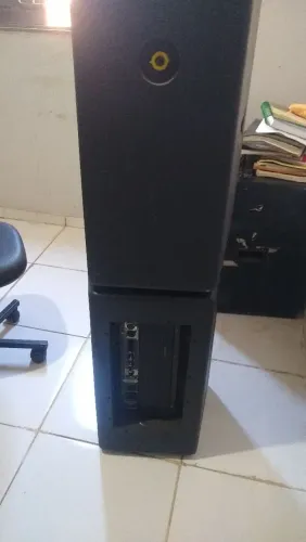 Cx de som profissional ativa e passiva. Excelente pra igreja e bares