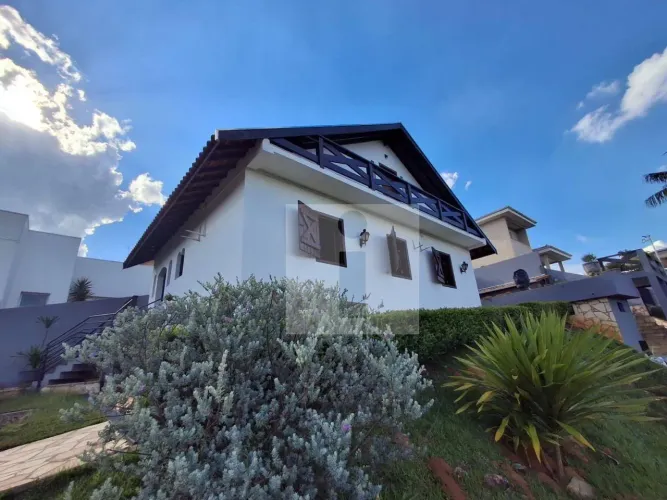 Casa para locação ou venda no Condomínio San Conrado, em Sousas - Campinas/SP.