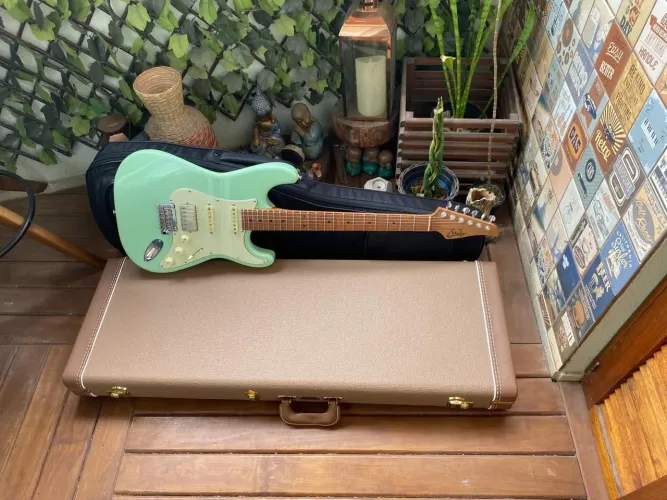 Suhr Custom classic S roasted maple 