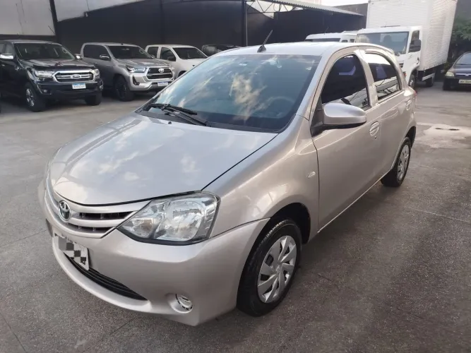 Toyota Etios X 1.3 Flex 16V 5P Aut. 2017