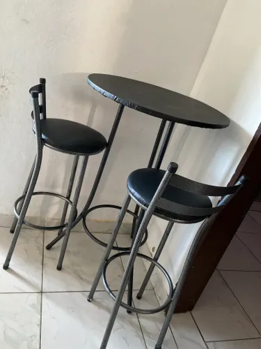 Mesa com cadeiras