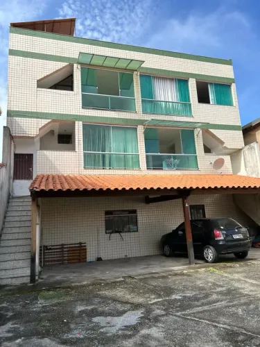 Apartamento 02 Quartos Com Varanda e Garagem - Prédio Pequeno