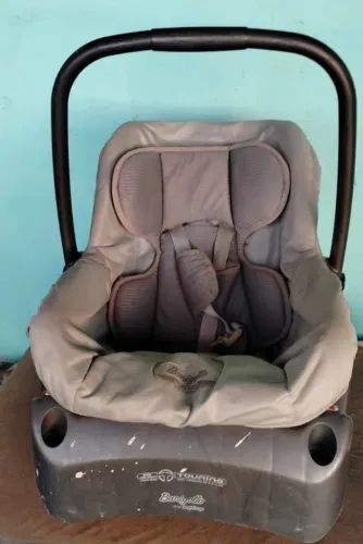 Cadeirinha Bebê Conforto - usada - R$120