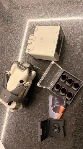 Drone DJI Mini 4 Pro Fly More RC2 + Filtros ND + Lente Wide Kit Completo