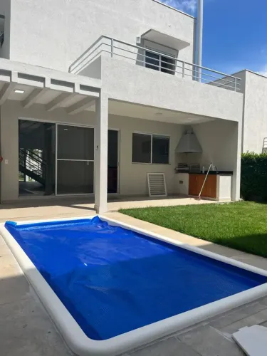 Casa à venda Cond. Vila Cambará na Granja Viana