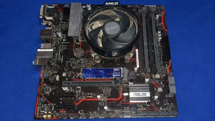 Placa-mãe ASUS Prime B450M Gaming II com defeito - para conserto