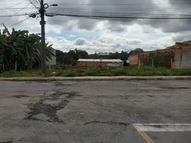 lote no setor village garavelo- Aparecida de Goiânia