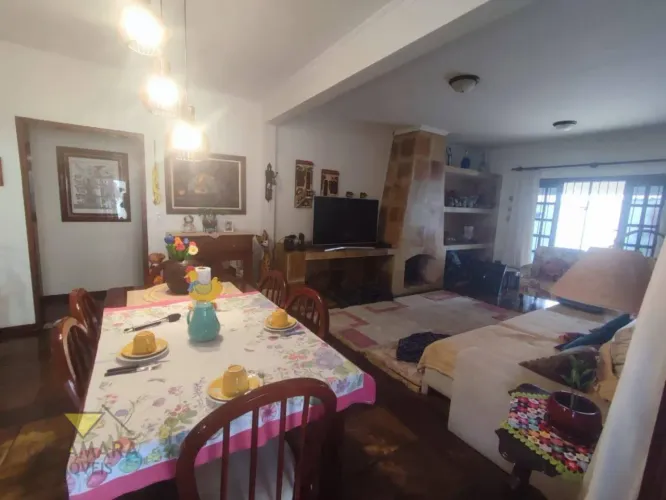 Casa com 3 dormitórios à venda, 114 m² por R$ 599.999,00 - Varinhas - Mogi das Cruzes/SP