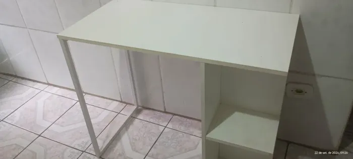 Escrivaninha, Mesa de Computador