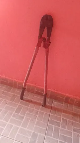 Alicate corta vergalhão