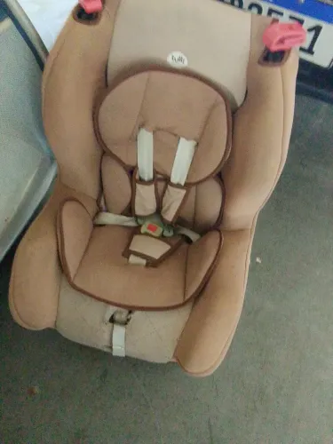 Vendo cadeirinha carro 