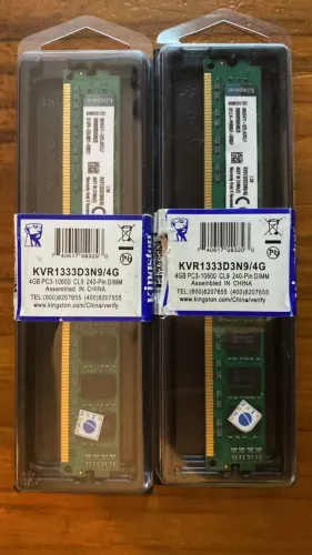Kit Memória 8GB ValueRAM 2x4GB Kingston KVR1333D3N9/4G Cor Verde