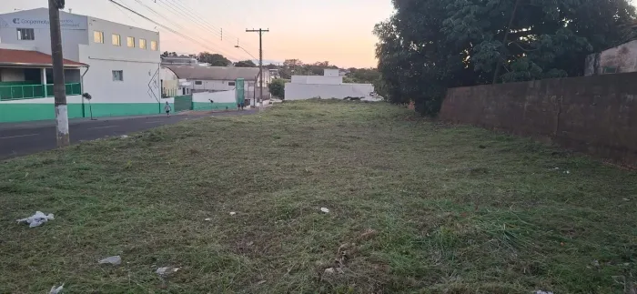 Tupi Paulista SP, Terreno de Esquina