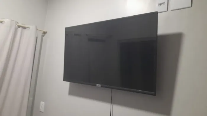 TV 32
