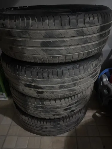 Pneus R15 185/60 Michelin primacy4