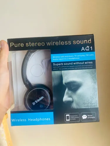 Fone de Ouvido Bluetooth 4 em 1 Sem Fio AQ1 - Rádio FM, Cartão TF e Auxiliar