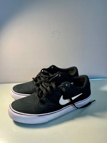 Tênis Nike tamanho 38/39