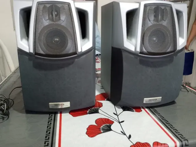 CAIXA DE SOM AIWA