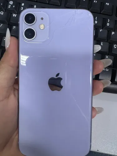 iPhone 11 
